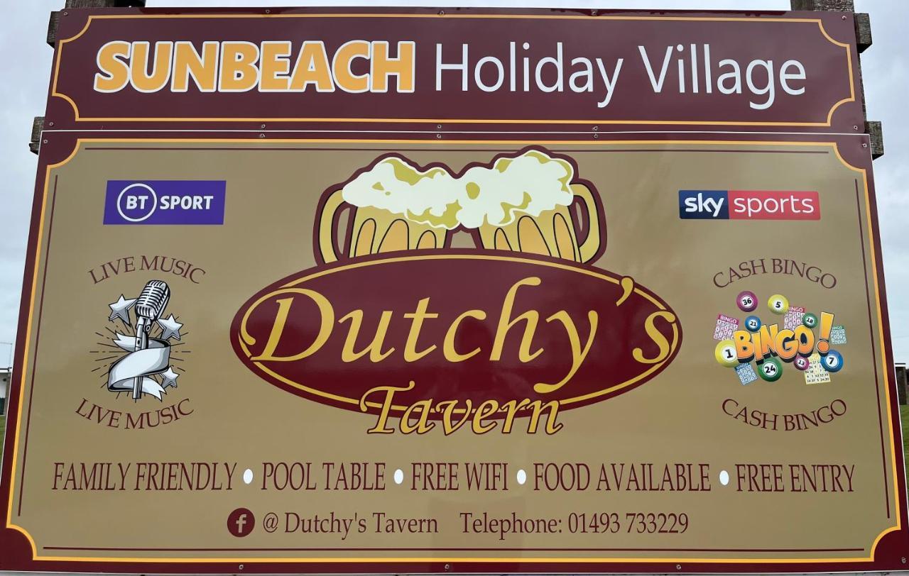 Beachcomber, Sunbeach, Scratby - Two Bed Chalet, Sleeps 4, Free Wi-Fi, Free Club Passes, Free Swimming And Pet Friendly Экстерьер фото